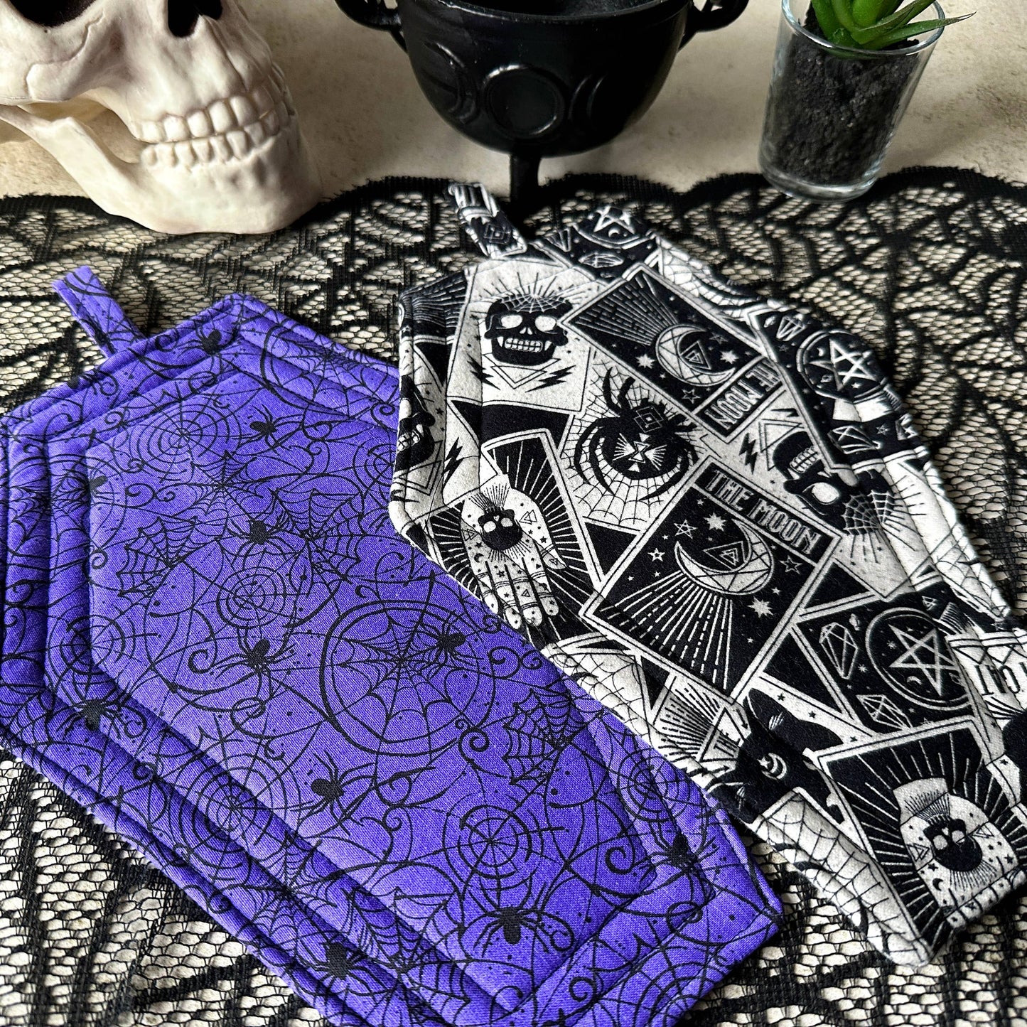 Coffin Pot Holder